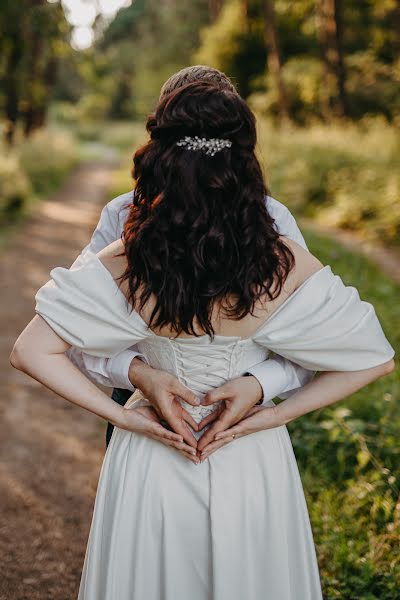 Fotógrafo de casamento Evgeniya Izotina (izotina). Foto de 6 de agosto 2023