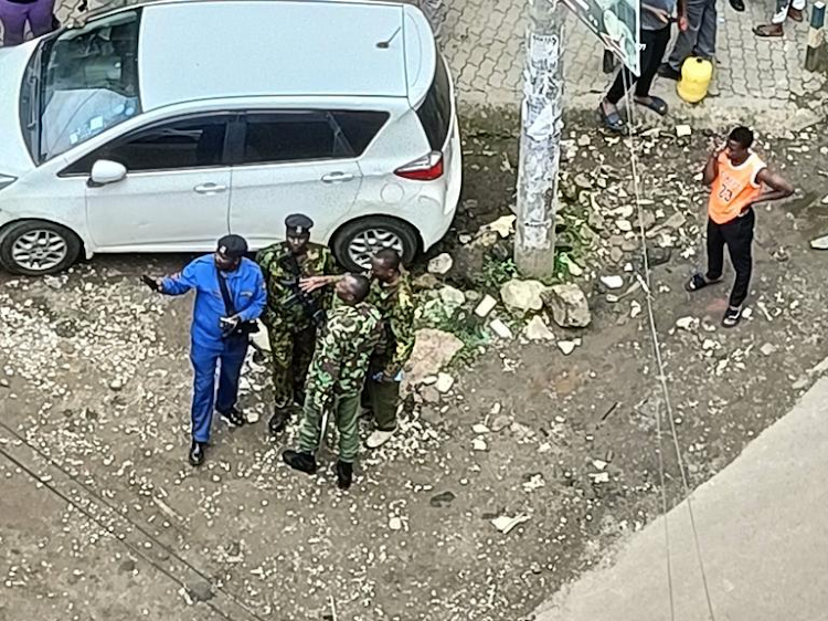 Police outside an apartmemt along TRM Drive, Thika Road on January 14, 2023