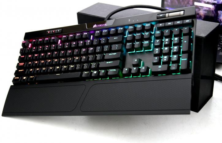 Đánh giá bàn phím chơi game cao cấp Corsair K70 MK.2.