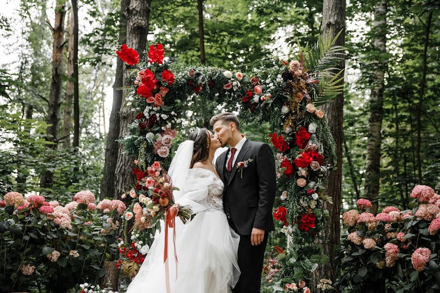 Wedding photographer Svetlana Puzikova (puzikova). Photo of 24 March 2021