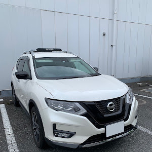 エクストレイル NT32