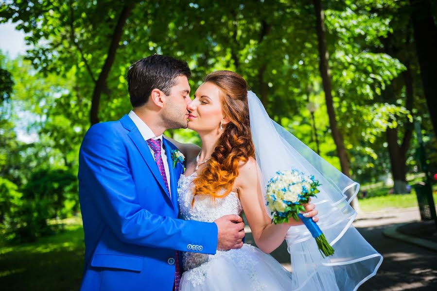 Fotógrafo de casamento Tatyana Volkogon (tvolkogon). Foto de 9 de outubro 2016