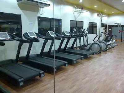 Walzade's Health Club