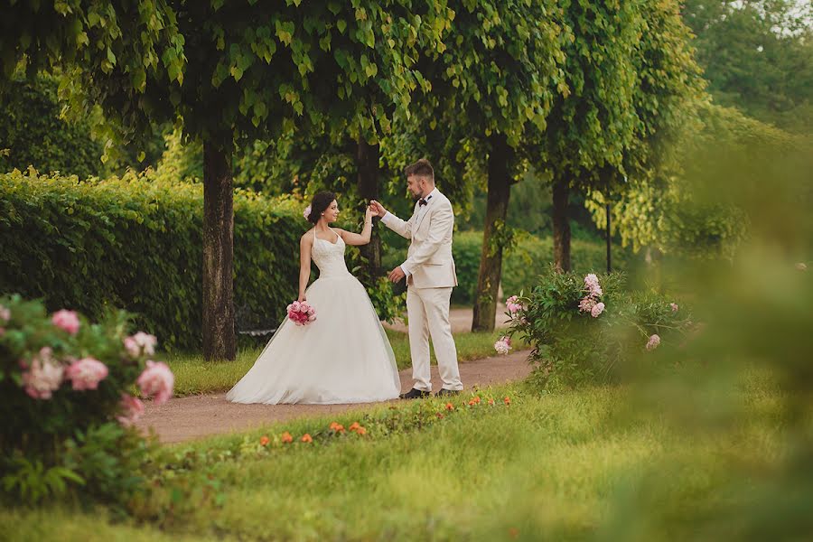 Wedding photographer Nadya Solnceva (photosolntse). Photo of 12 April 2015