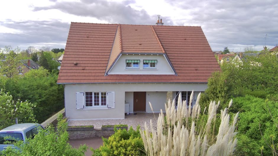 Vente maison 6 pièces 159 m² à Vierzon (18100), 223 000 €