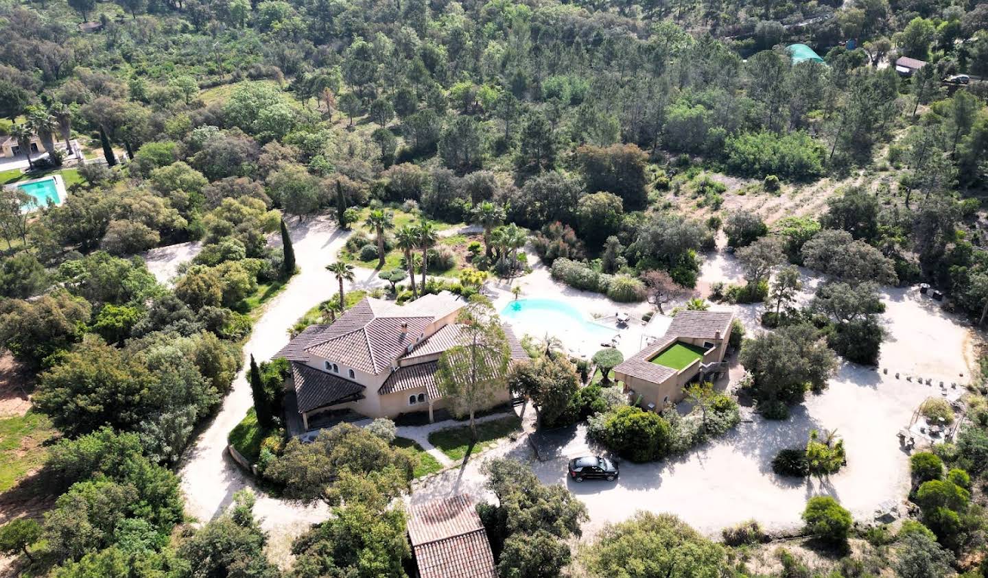 Propriété avec piscine Bormes-les-Mimosas