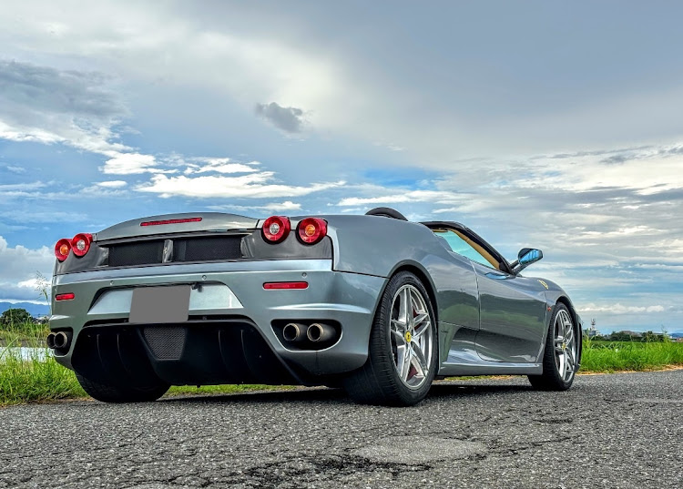F430 スパイダーのフェラーリ乗りと繋がりたい・フェラーリ好きと繋がりたい・ピニンファリーナ・F430スパイダー・オープンドライブに関するカスタム事例の投稿画像3枚目