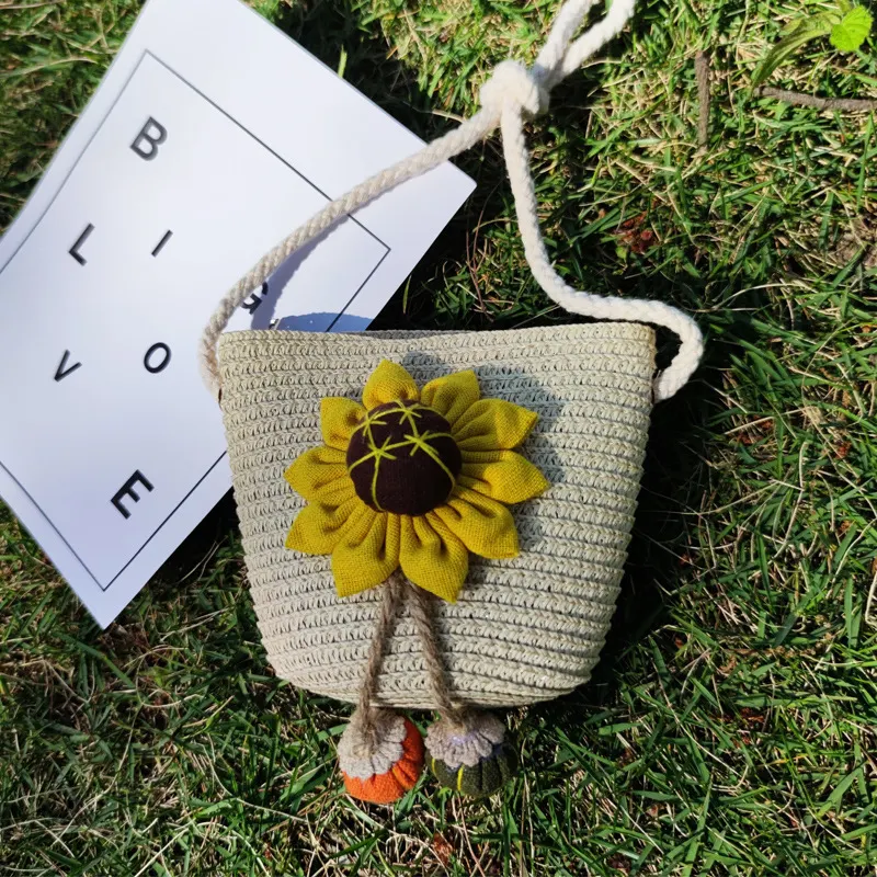 Schattige Gevlochten Strooien Kinder Crossbody Tas, Perfect voor Kinderen, Ideaal voor Speelgoed en Kleine Spullen, Leuke Uitstraling