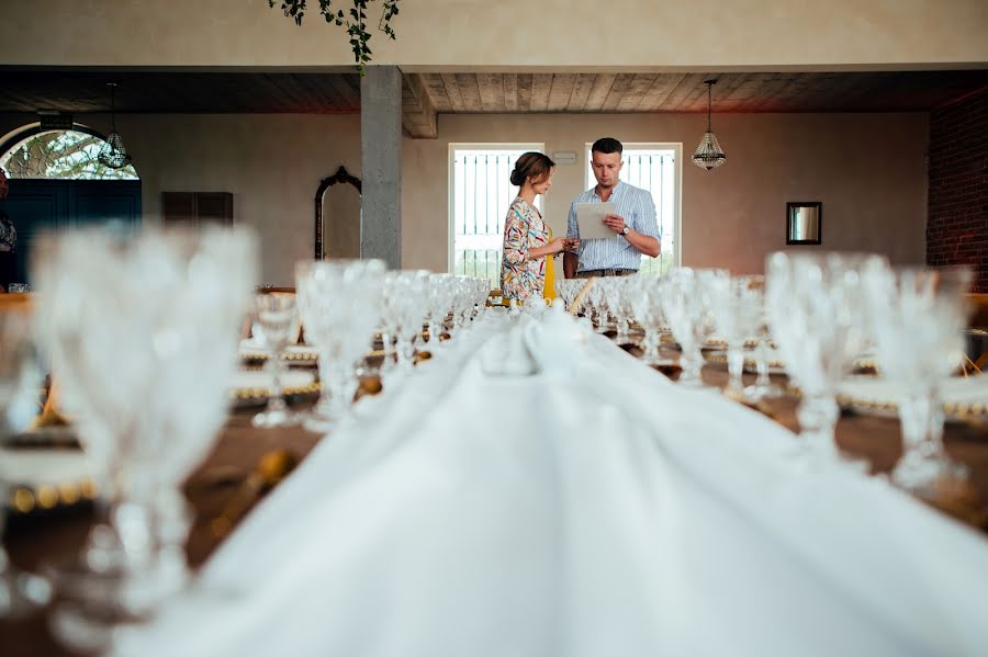 Fotografo di matrimoni Monika Klich (bialekadry). Foto del 7 novembre 2019