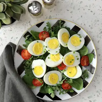 Instant Pot Hard-Boiled Eggs (Easy-Peel!) - Evolving Table