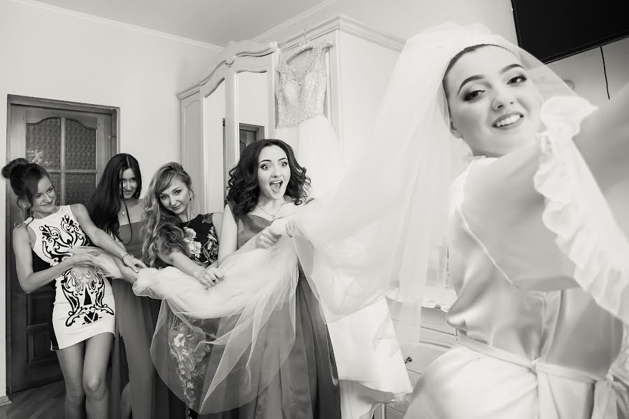 婚礼摄影师Madina Dzarasova（madinadzarasova）。2015 11月10日的照片