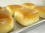 {Copycat Recipe} Texas Roadhouse Rolls was pinched from <a href="http://cupcakediariesblog.blogspot.com/2011/09/copycat-recipe-texas-roadhouse-rolls.html" target="_blank">cupcakediariesblog.blogspot.com.</a>