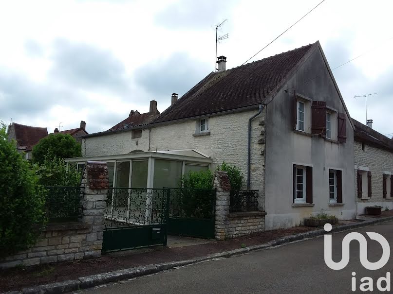 Vente maison 6 pièces 150 m² à Nitry (89310), 127 000 €