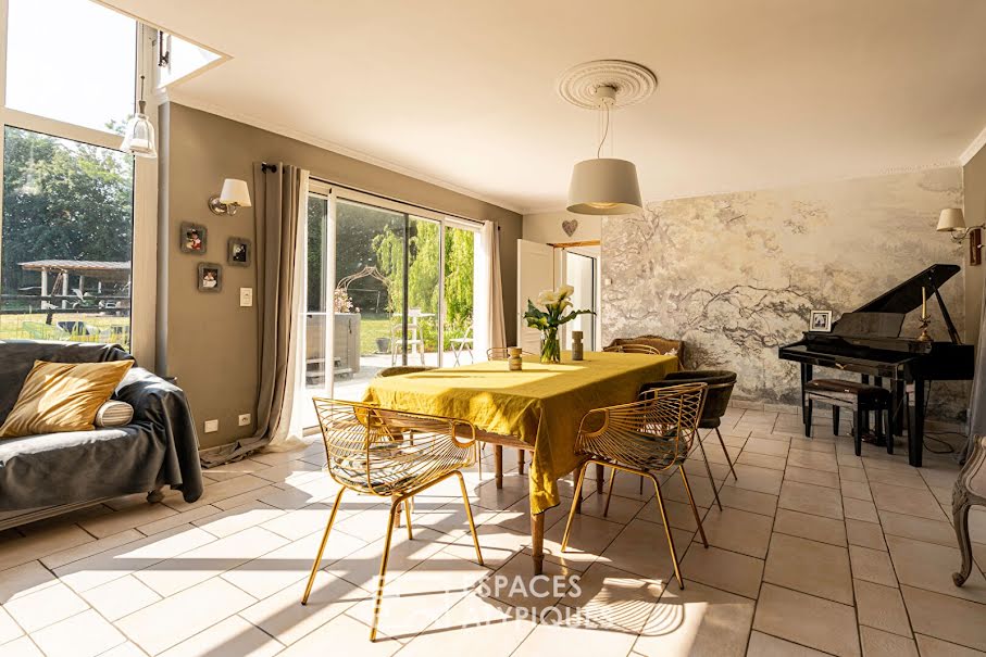 Vente maison 9 pièces 235 m² à Mayet (72360), 569 000 €