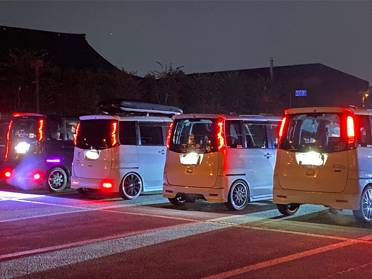 パレットSWの旭川MT・軽カーMT・気温が1桁に!?・買っちゃう？？・長居してすいませんに関するカスタム事例の投稿画像1枚目
