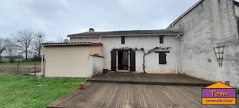 maison à Gout-Rossignol (24)