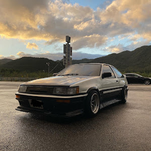 カローラレビン AE86