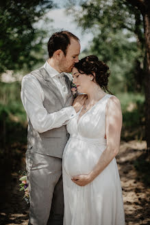 Wedding photographer Anna Dovgopolaya (carjstudio). Photo of 27 July 2019