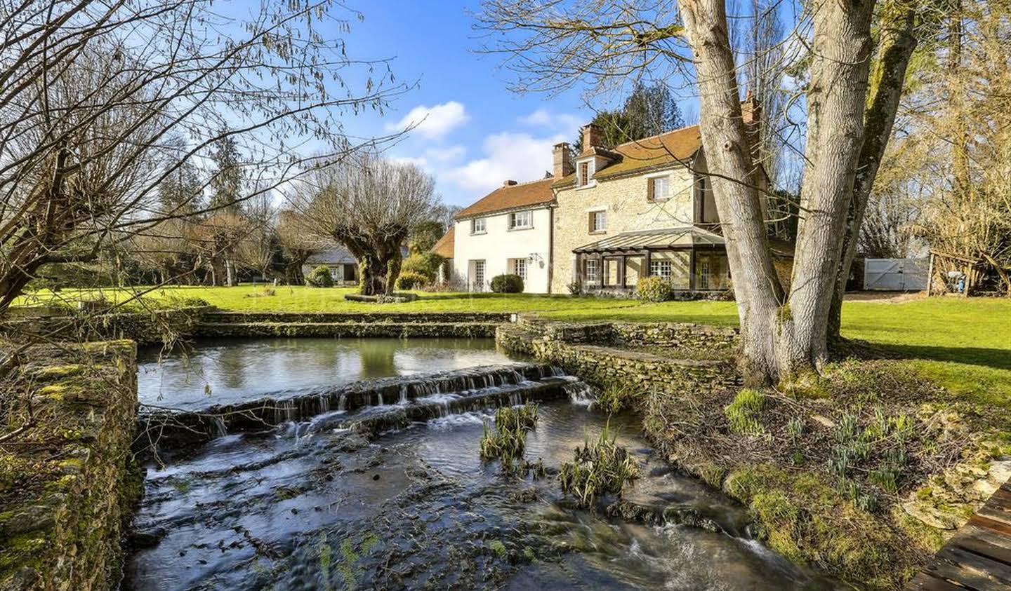 House with pool and garden Prunay-en-Yvelines