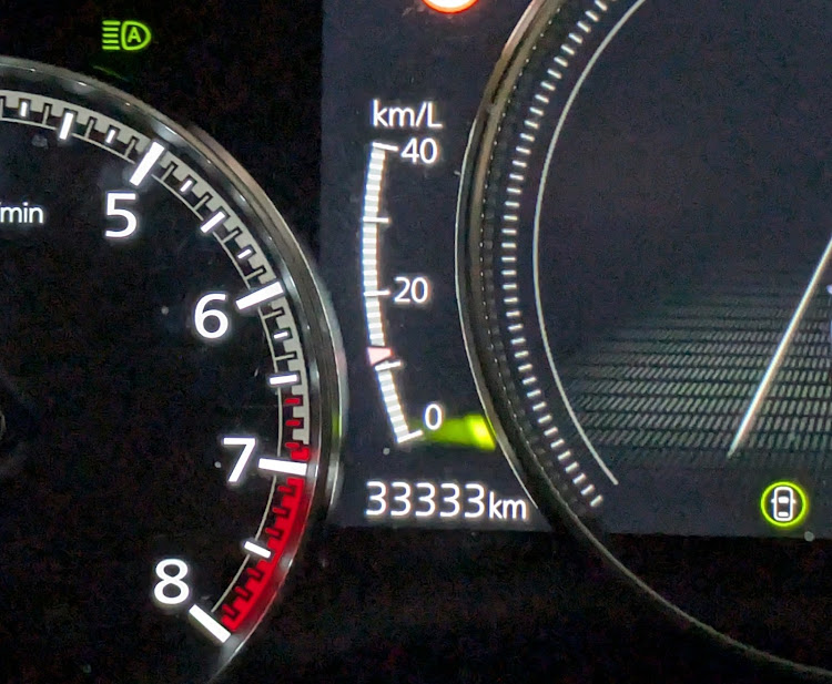 MAZDA3のアテンザセダン・ロードスターND・MAZDA6セダン・トリトン・名港トリトンに関するカスタム事例の投稿画像7枚目