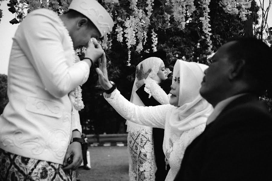 Fotógrafo de casamento Aburizal Rizki (aburizalrizki). Foto de 30 de agosto 2017