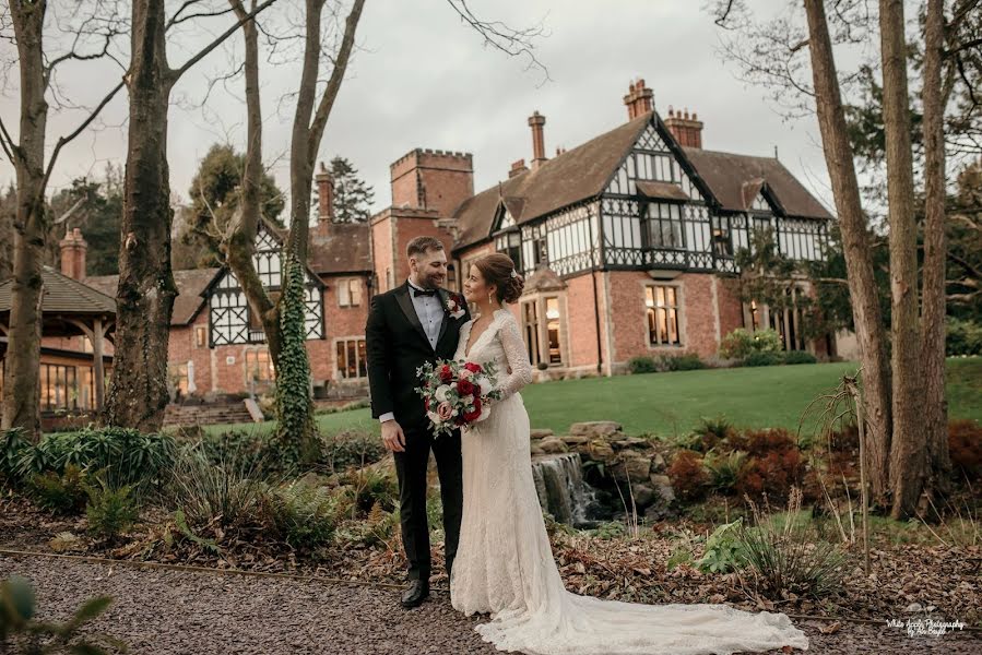 Fotógrafo de casamento Abi Boyle (whiteapplebyabi). Foto de 2 de julho 2019