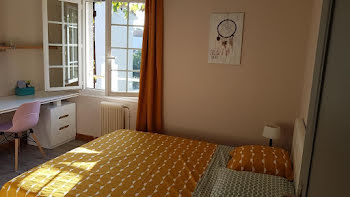 chambre à La Rochelle (17)