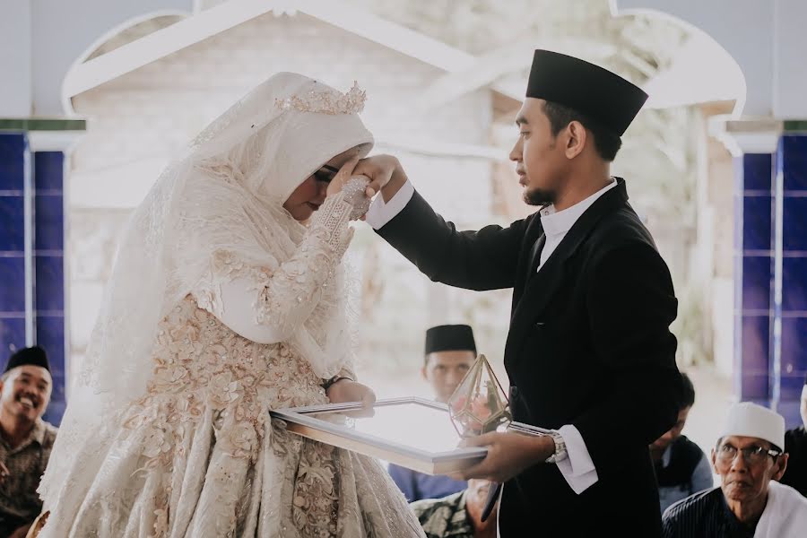 Wedding photographer Miftahul Ulum (andalusia2019). Photo of 21 June 2020