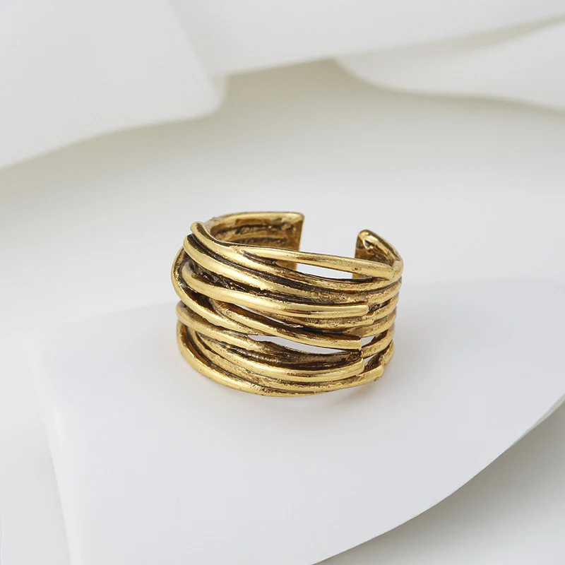 Title 4, Gepersonaliseerde Retro Multi-coil Armband Open...