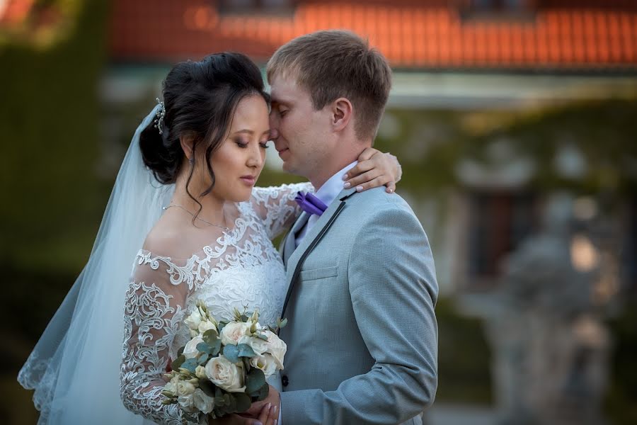 Свадебный фотограф Елена Важенина (weddingprague). Фотография от 22 января 2019