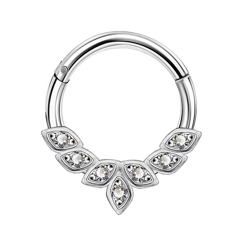 Anneau de nez en acier inoxydable et zircon, hypoallergénique et étincelant. Un bijou durable pour un style quotidien élégant et discret.