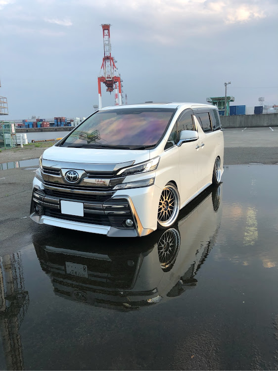 ヴェルファイアの30ヴェルファイア・霞埠頭・名港トリトン・BBS・ウルトラビジョンに関するカスタム事例の投稿画像9枚目