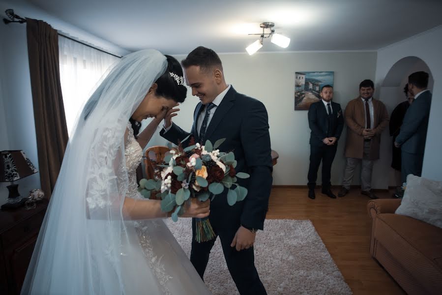 Wedding photographer Darius Casapu (dariuscasapu1995). Photo of 19 January 2020