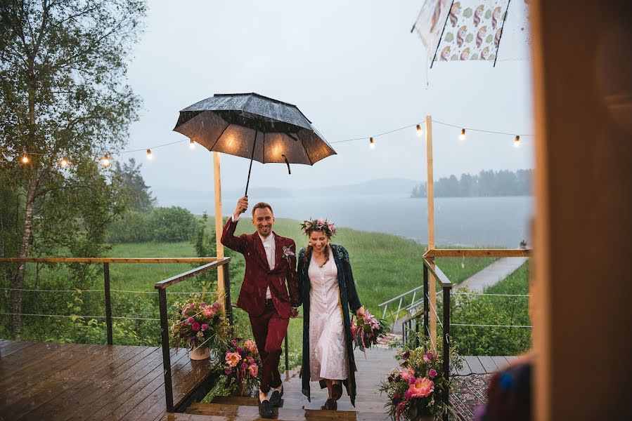 Fotografo di matrimoni Serafima Abuzhina (simia). Foto del 7 febbraio 2021