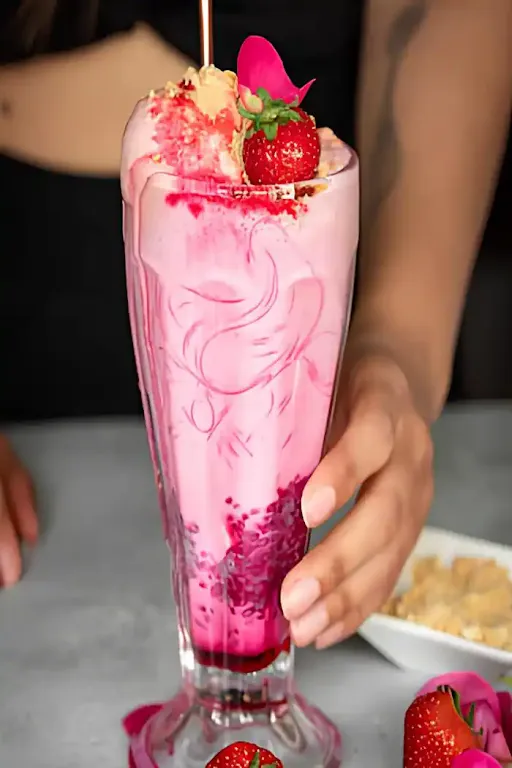 Strawberry Falooda