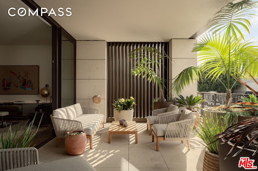 Apartment with pool 5