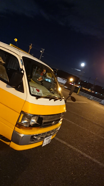 ハイエースバンの車検準備・ハイエース100系・遊vehicle・明日は車検・vanlifejapanに関するカスタム事例の投稿画像1枚目