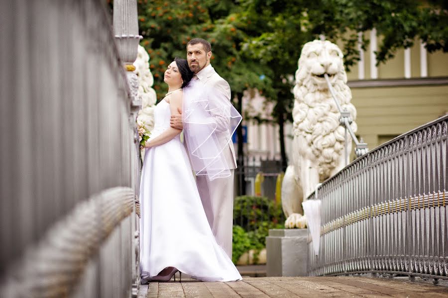 Fotografo di matrimoni Olya Vetrova (0lavetrova). Foto del 25 agosto 2016