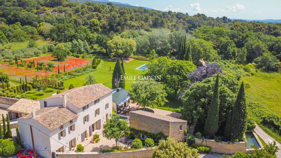 Vente maison 15 pièces 544 m² à Vaugines (84160), 5 775 000 €