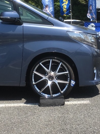 アルファードの車改☆工房（ま）さんが投稿したカスタム事例の投稿画像2枚目