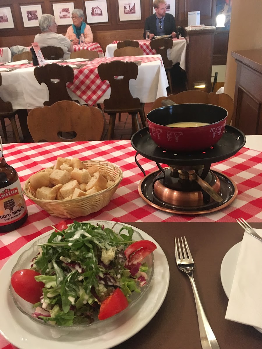 Fondue with salad