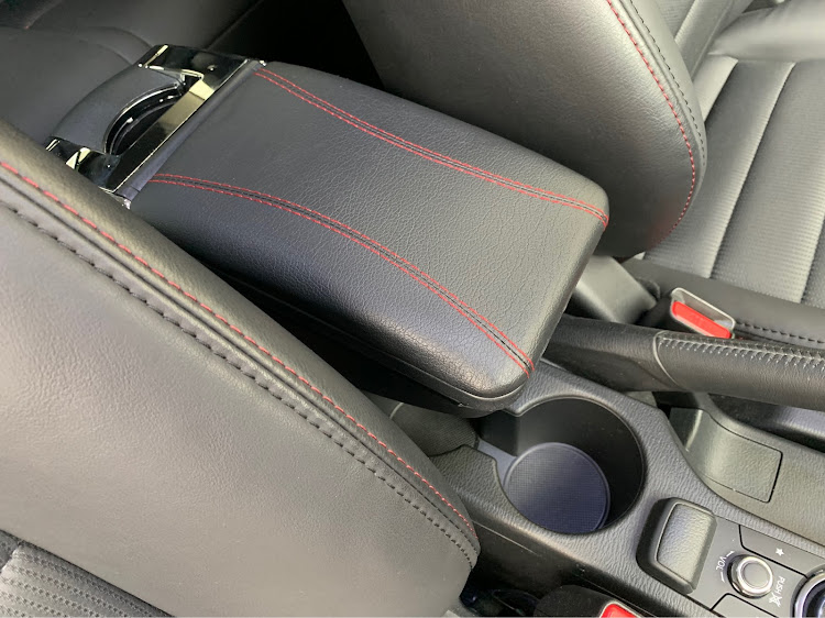 CX-3のアームレスト・コンソールボックスに関するカスタム事例の投稿画像2枚目