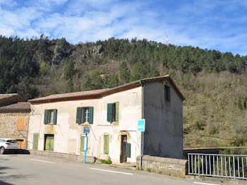 maison à Saint-Maurice-en-Chalencon (07)