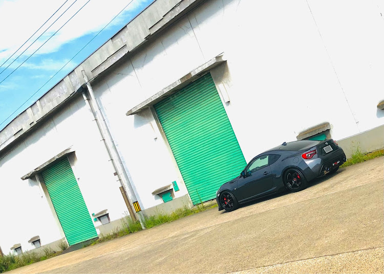 86の86BRZオーナーさんと繋がりたい・ちょっちお疲れモード・乗れないので見て楽しむ！・涼しい室内でDIY予定に関するカスタム事例の投稿画像1枚目