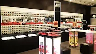 Sunglass Hut photo 1