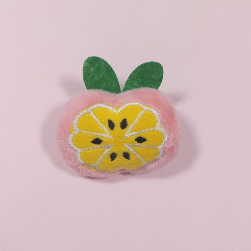 Title 2, Schattige cartoon fruit pluche broche voor kled...