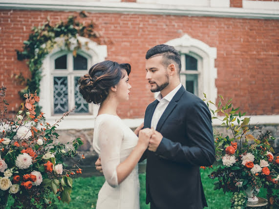 Fotógrafo de casamento Adel Vafin (adelvafin). Foto de 14 de novembro 2016