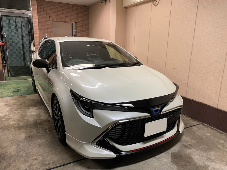 カローラスポーツの洗車した！・水アカ落とし・コーティングに関するカスタム事例の投稿画像1枚目