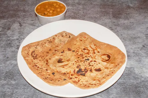 Chole With 3 Plain Paratha