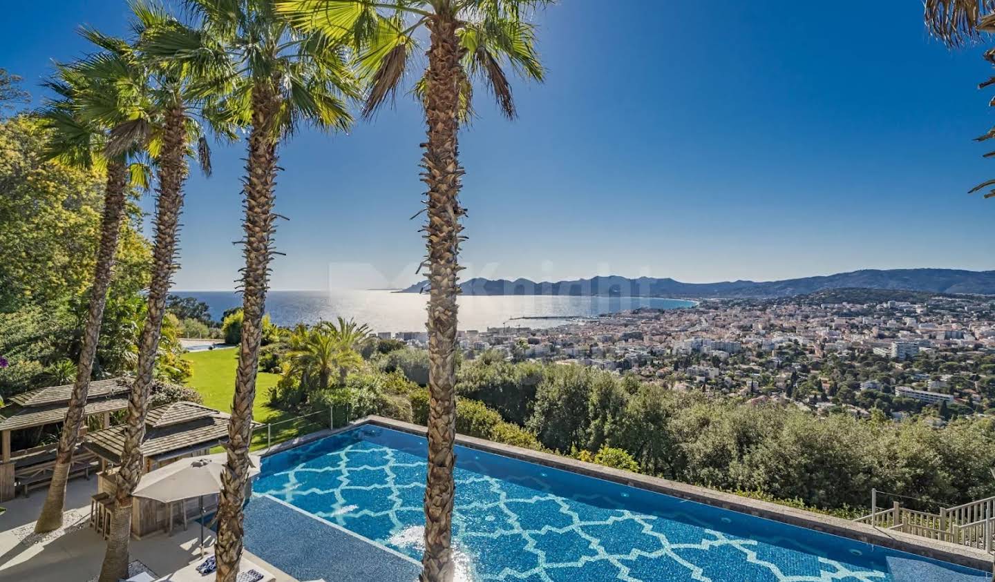 Villa with pool Cannes